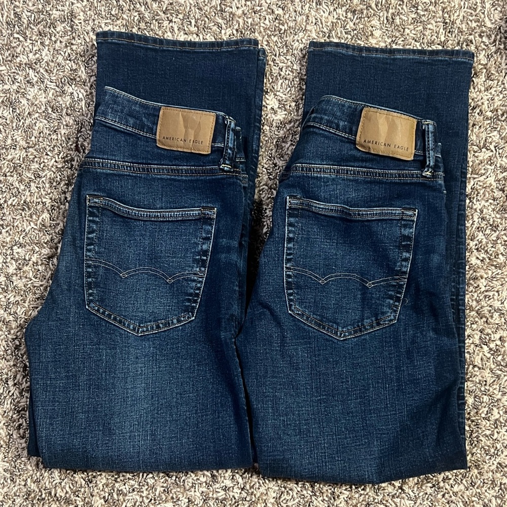 28x30 American Eagle Outfitters Men’s Airflex Jeans in Dark Blue Denim 2 pair